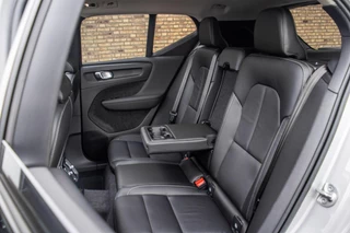 Volvo XC40 2023 - 1.5 T5 Plug-in hybrid Ultimate Dark, Pano, Leder imagen 12