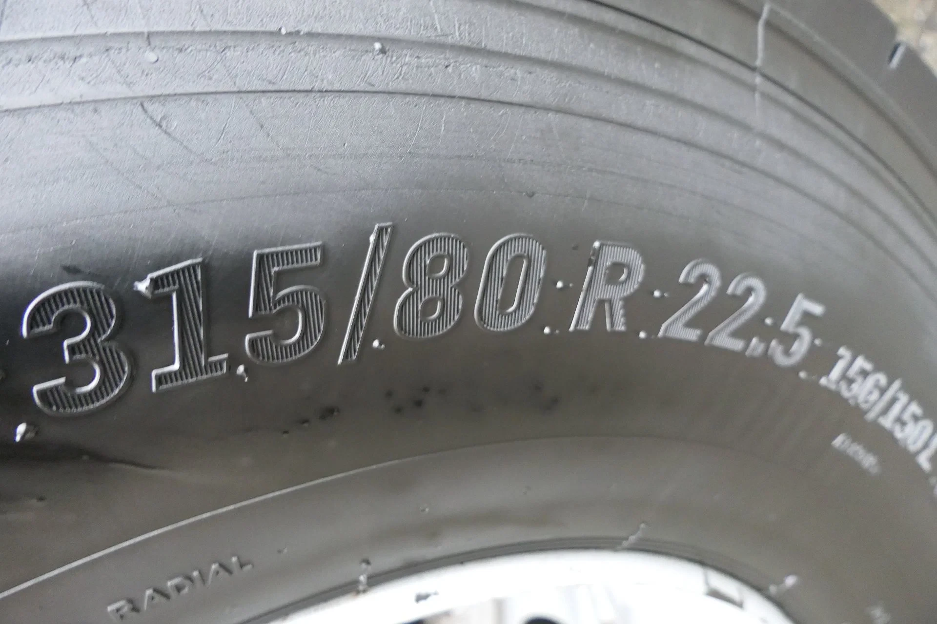 Mercedes-Benz Actros 2021 - 1945 | 2 Tanks | 391956Km | 2021 | Tires 85% | 2 Beds | Fridge | A/C | Automatic | Euro6 | 4X2 | Belgium Truck imagen 14