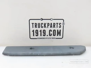 DAF N/A - 1706971 Afdekkap bumper Re. DAF LF imagem 1