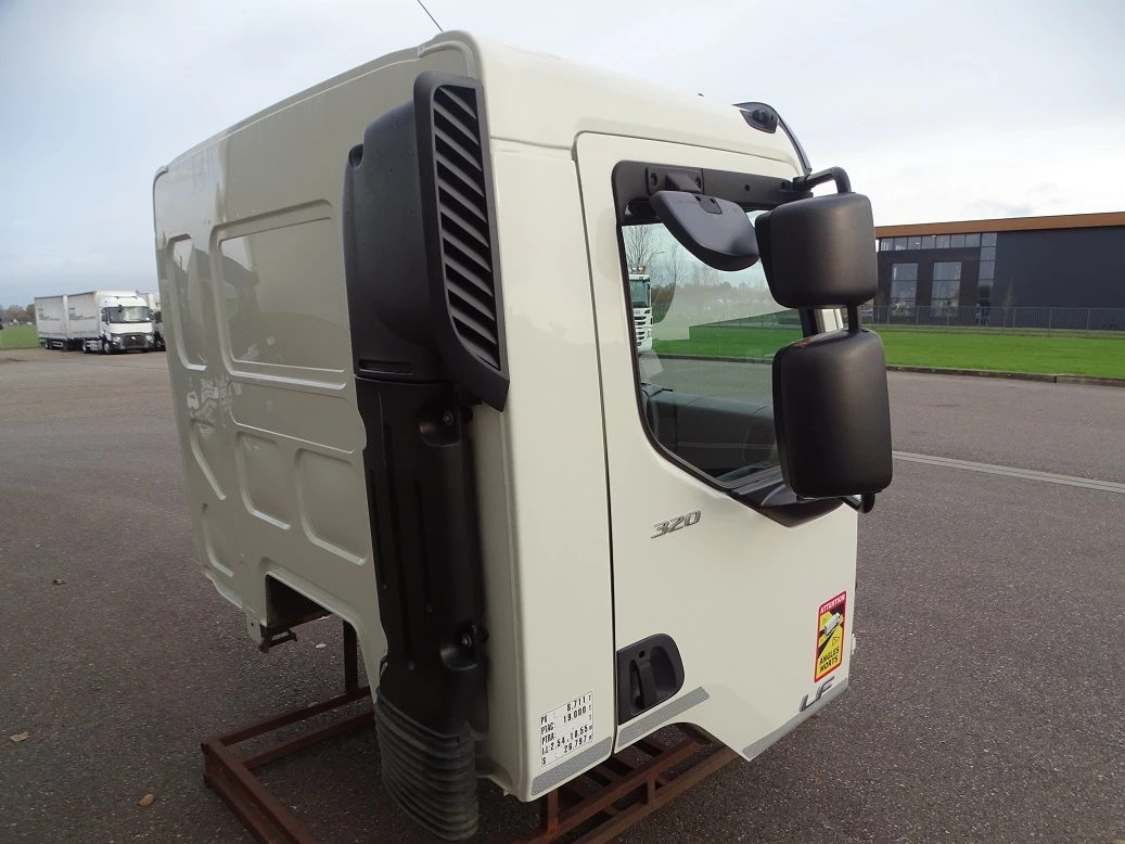 DAF 2020 - LF EURO-6 image 2