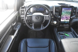 Dodge Ram 1500 2024 - 5.7 V8 4x4 Crew Cab Limited | Luchtvering | obrazek 37