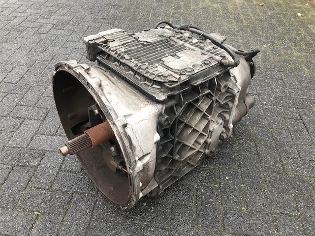 Volvo 2004 - 3190238 VT2412B FH12 obrázek 2