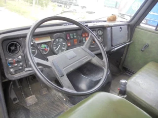 Volvo N 10 1989 - 6X6 L + FASSI 3X IN STOCK image 19