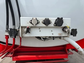 LAG L022 2000 - 2AS TANK MET SCHADE 37500 LITER MET SLANG EN POMPEN imagen 3