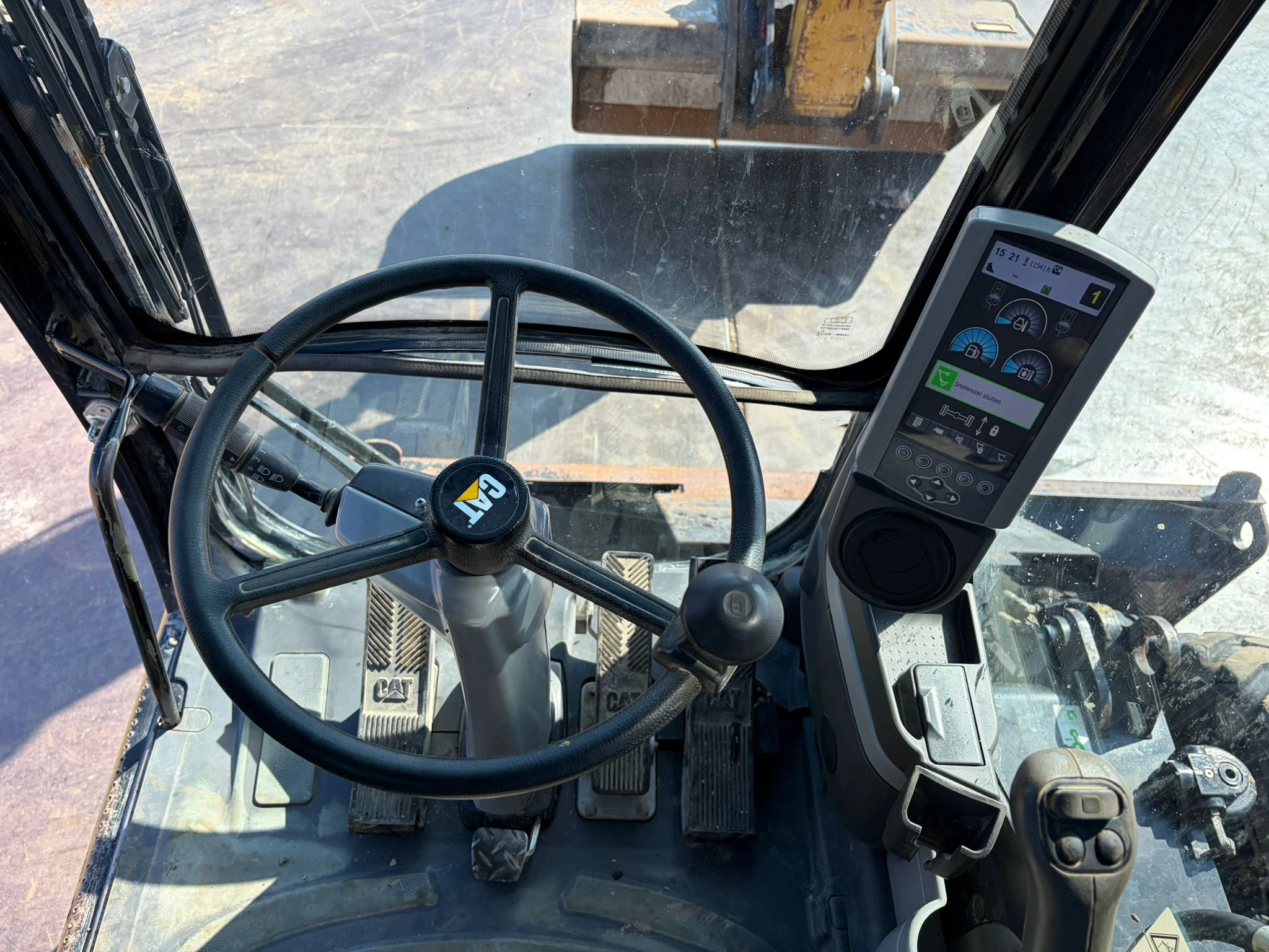 Caterpillar M313D VA - Outriggers + Blade 2012 Bild 39