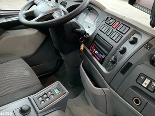 DAF FAN LF 220 Euro 6 Hiab 11 Tonmeter laadkraan Just 166.649 Km! 2014 - N/A imagen 15