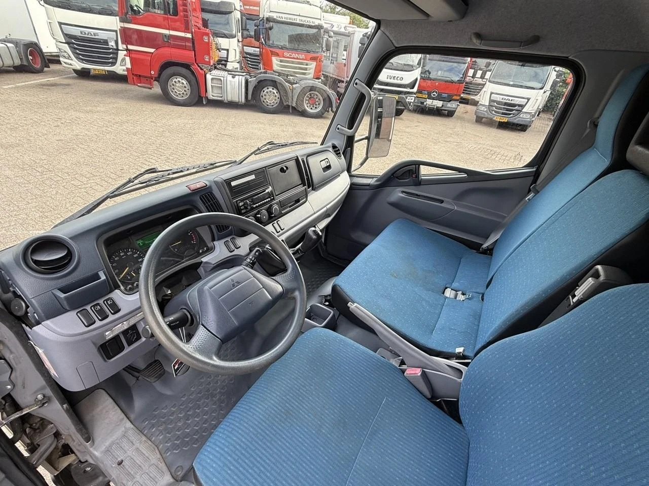FUSO Canter 2013 afbeelding 25