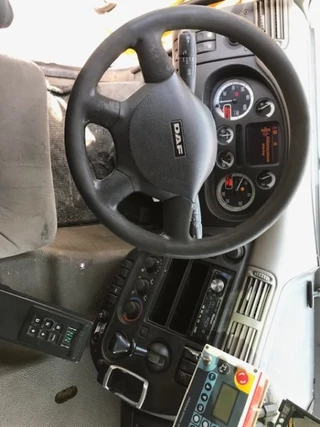 DAF N/A 2009 - 75CF 250 6X2 EEV GEESINK GPM111 image 11
