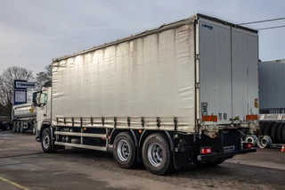 Volvo N/A 2011 - FM330-6x2-10 pneus/tires-intarder imagen 4