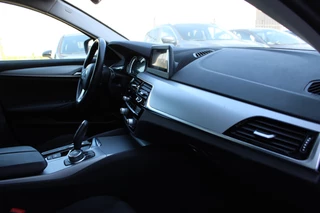 BMW 5 Series 2018 - 530e iPerformance Executive zdjecie 13