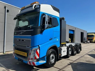 Volvo FH 2014 - 16.750 8x4 Heavy Haulage Tractor obrazek 1