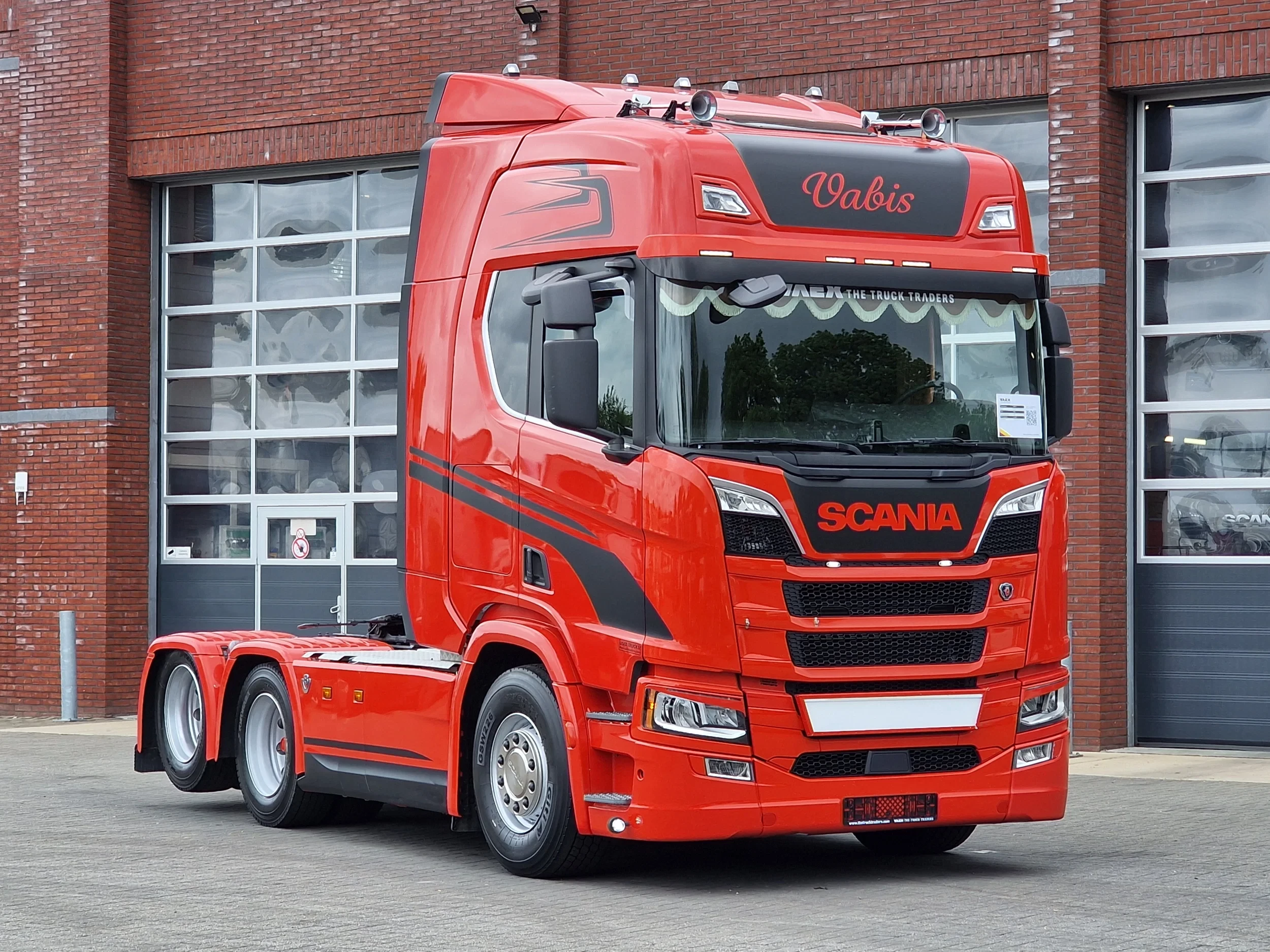 Scania R 2021 - R650 V8 NGS Highline 6x2 - Retarder - Full air - 3.15 WB - Leather image 1
