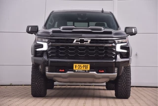 Chevrolet Silverado 2024 - 6.2 ZR2 image 21