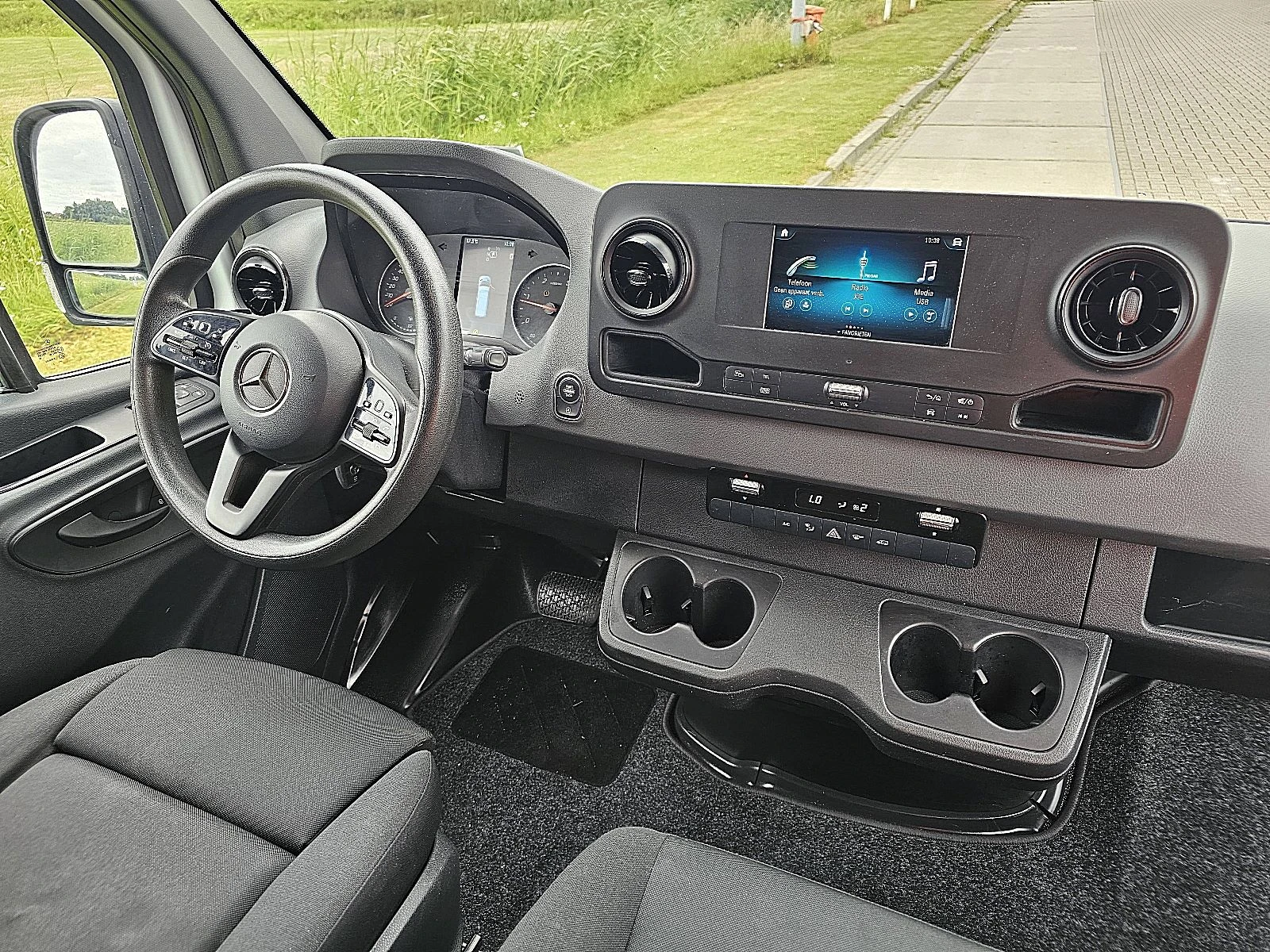 Mercedes-Benz Sprinter 2021 - 316 image 8