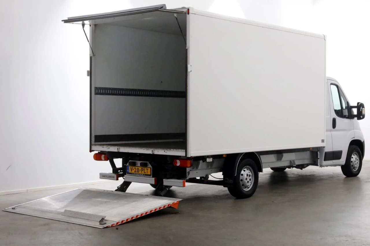 Opel Movano 2024 - 2.2D 140pk Bakwagen met laadklep 1.060kg laadvermogen 02-2024 obrázek 3