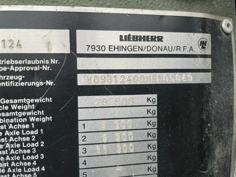 Liebherr 1991 - POWERED STEERED FRONT AXLE image 11