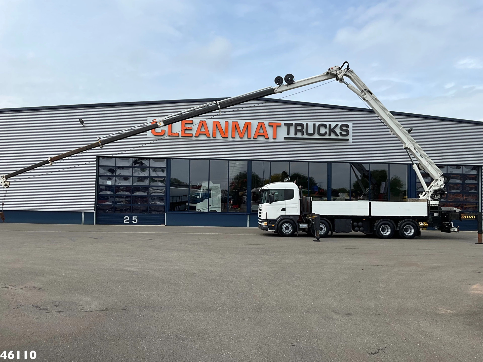 Scania R 1998 - 144 8x4 Retarder MKG 55 Tonmeter Dachdecker Kran afbeelding 1