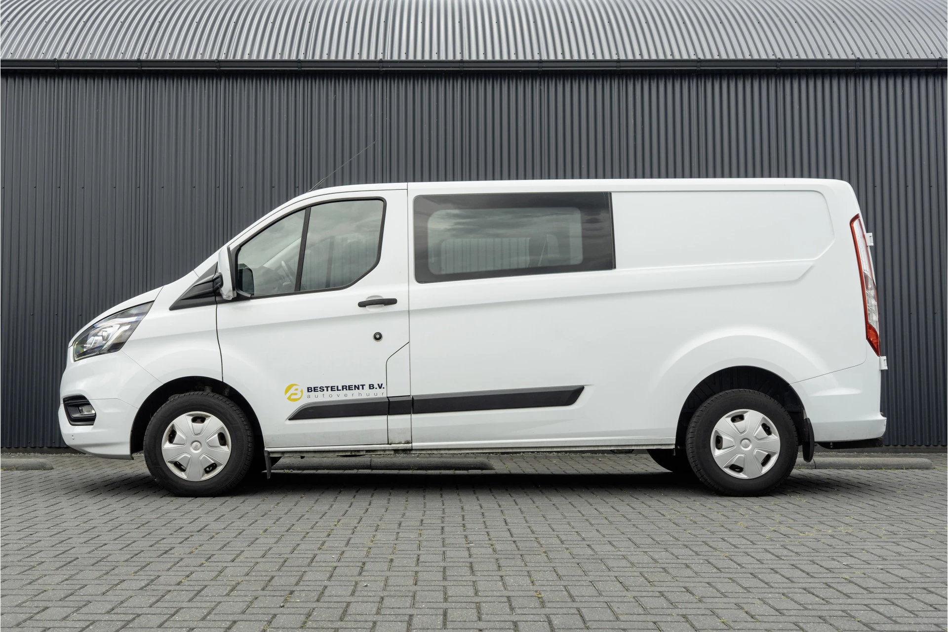 Ford Transit Custom 2019 - **2.0 TDCI 131PK L2H1 | 6-Zits | Cruise | Airco | PDC | Euro 6** immagine 5