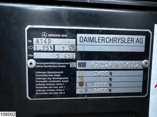 Mercedes-Benz N/A 2002 - Vario 814D Promotional Truck, Manual transmission image 7