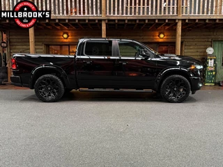 Dodge Ram 1500 2024 - Laramie Hurricane immagine 10