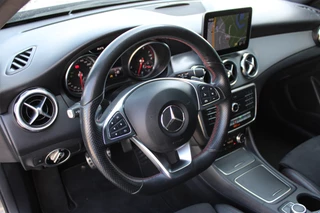 Mercedes-Benz GLA 2017 - 180 AUT7 Business Solution AMG COMAND CAMERA image 13
