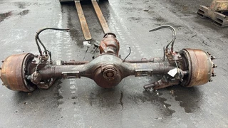 Terberg N/A 2008 - 2ND DRIVEN FRONT AXLE image 3