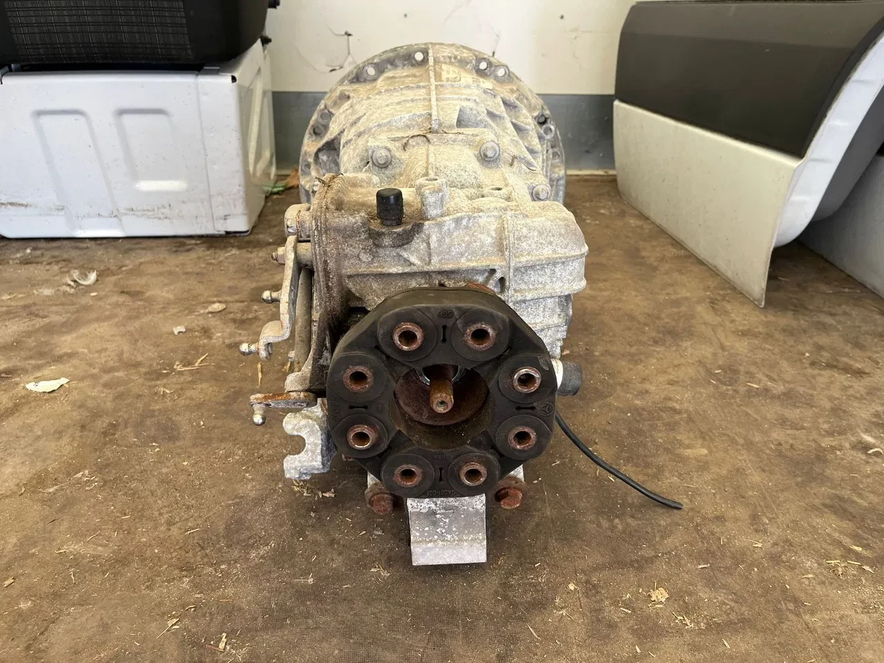 Mercedes-Benz Sprinter - versnellingsbak Handgeschakeld A9062602301 immagine 2