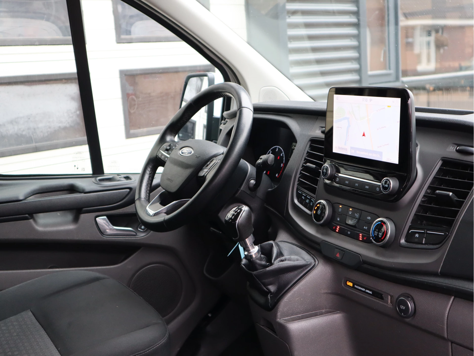 Ford Transit Custom 2021 - 280 2.0 TDCI 130pk Euro 6 - DC 5 Pers. - Trekhaak - Airco - Navi imagen 10