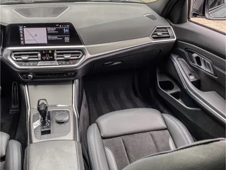 BMW 3 Series 2021 - Touring 320e 204PK High Executive M-Sport image 9