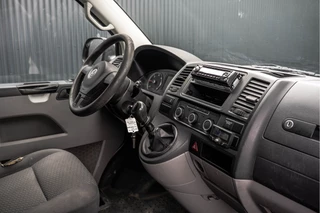 Volkswagen Transporter 2010 - T5 2.0 TDI L1H1 | 140 PK | Airco | Trekhaak bild 2