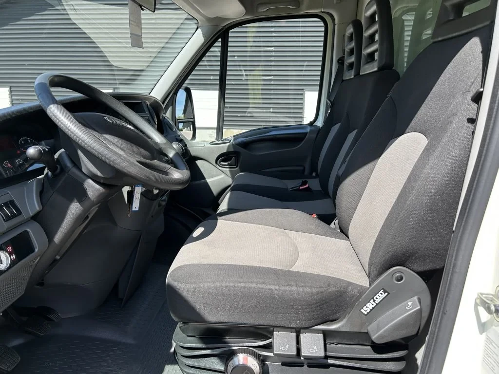 Iveco Daily 2013 - 40 c17 bakwagen luchtgeremd (8760 kg trekgewicht autonoom geremde aanhanger) immagine 12