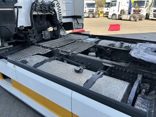 Volvo FM 370 2017 - Globetrotter / 827 dkm obrazek 15