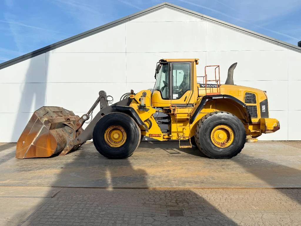 Volvo 2014 - L150G - Automatic Greasing / CDC Steering afbeelding 1