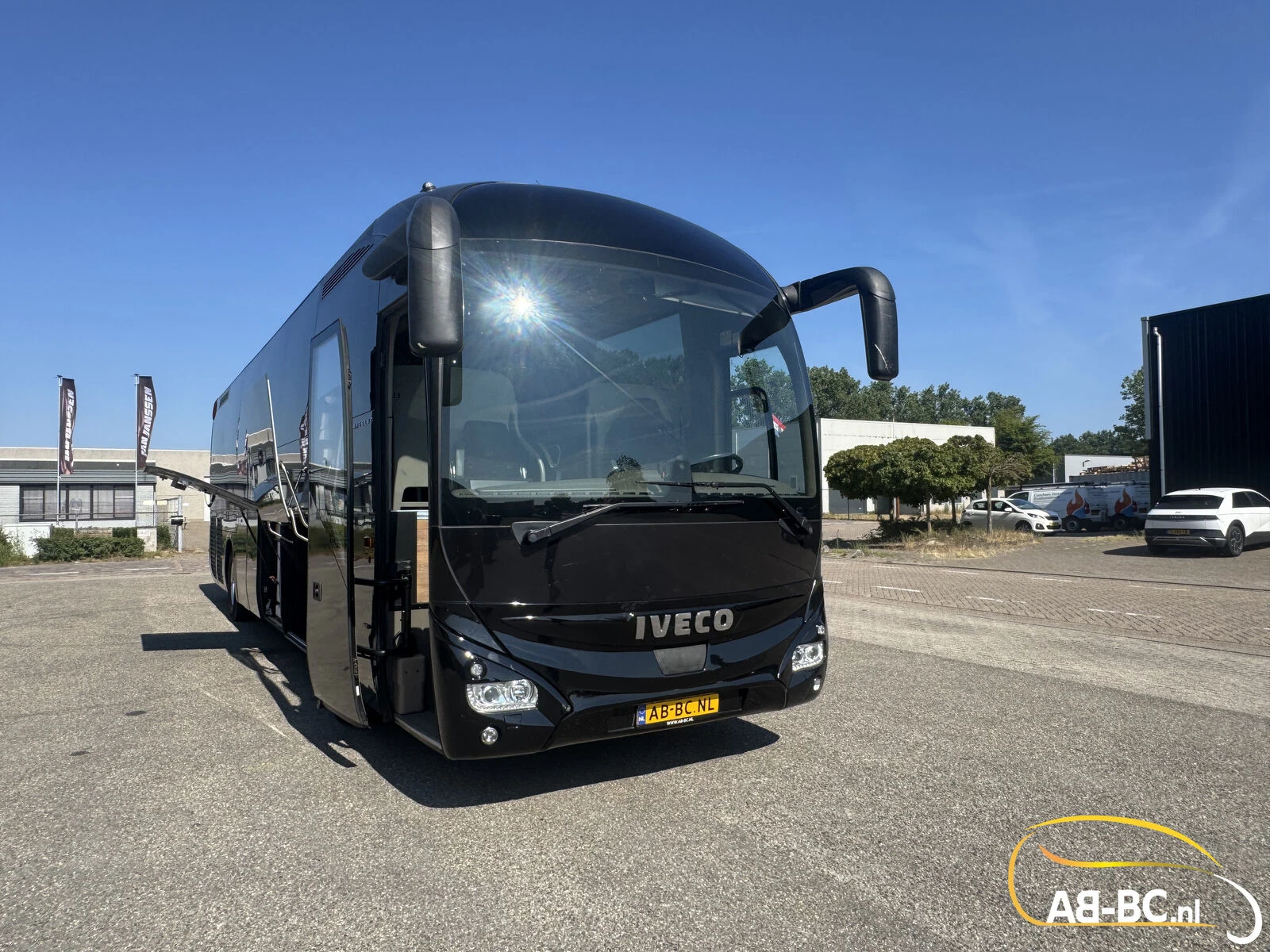 Iveco Magelys 51 Seats EURO 6 2016 image 4