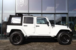 Jeep Wrangler 2010 - 3.8i V6 Aut. Sahara 4 drs JK 4x4 / LED / SOFTTOP zdjecie 19