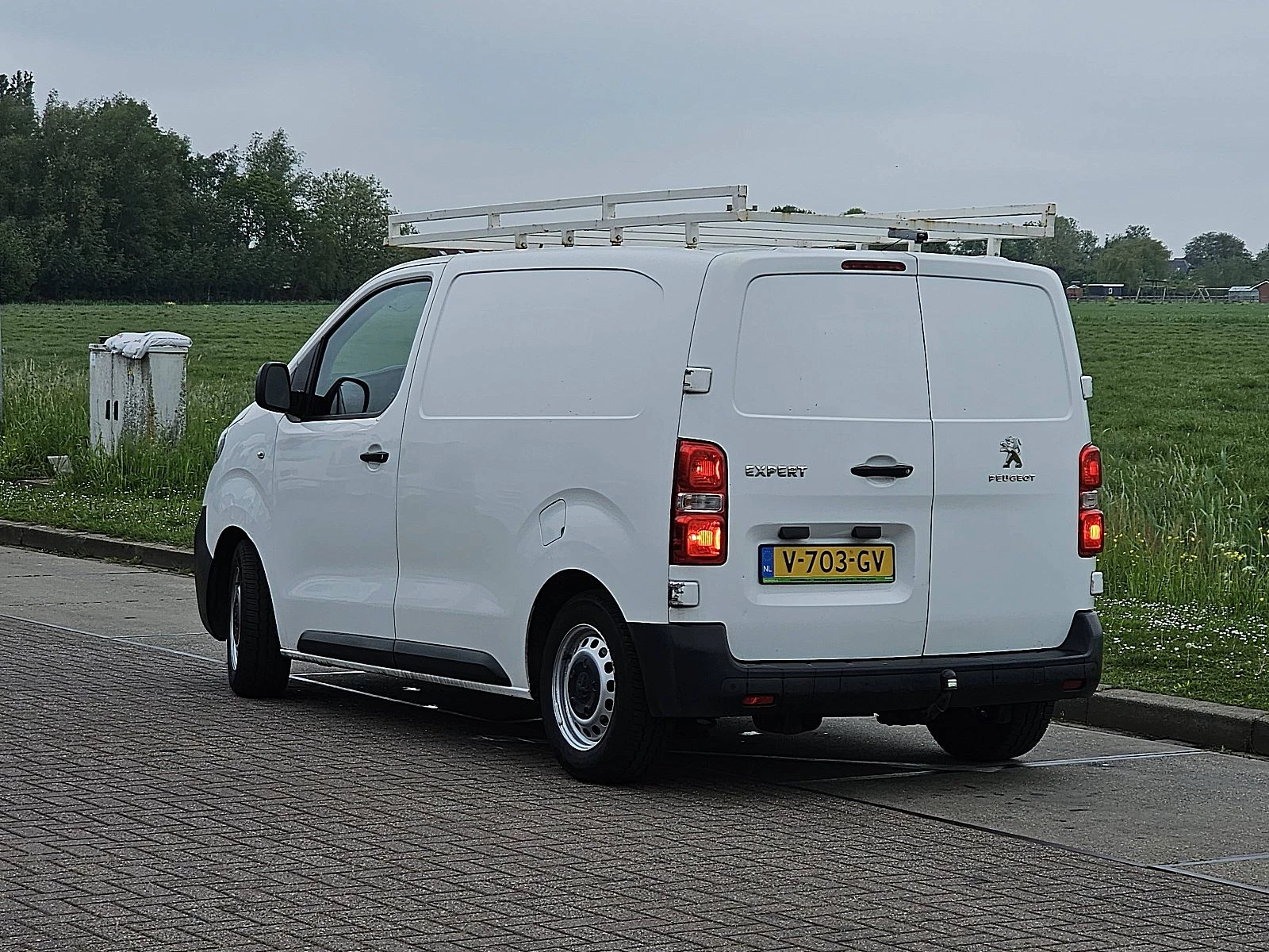 Peugeot Expert 2017 - 1.6 Bild 6