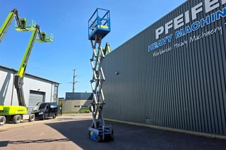 Genie 2014 - GS1932 Electric, Working Height 7.8 m, 227kg Capac image 3 miniature