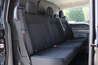 Ford Transit Custom 2024 - 320 2.0 TDCI L2H1 Trend DC 136pk - Carplay - Android - Camera - Trekhaak - LED koplampen - Stoelverwarming - Draadloos laden - Rijklaar image 35