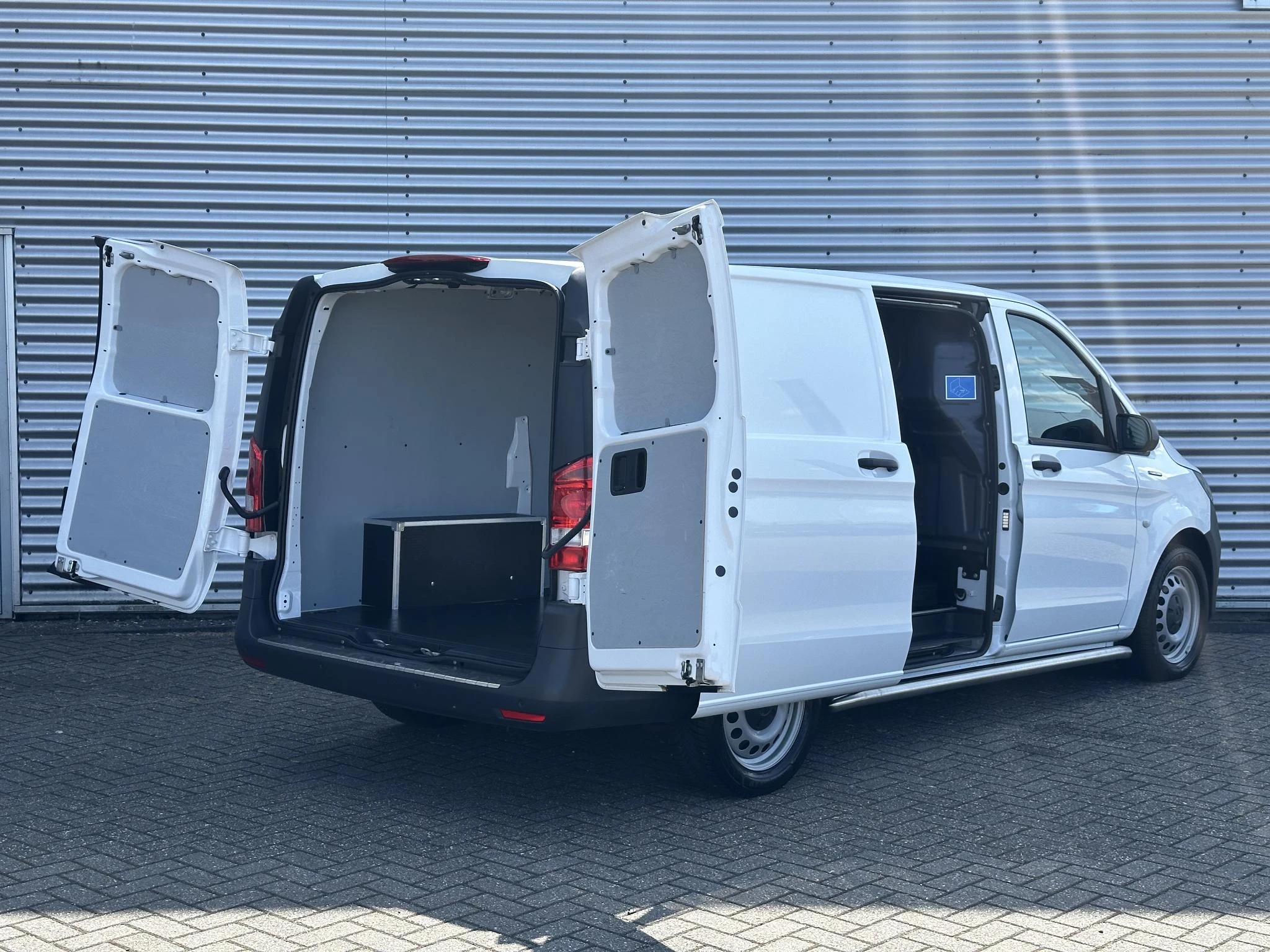 Mercedes-Benz eVito 2025 - eVito 112 66kWh Airco Apple Carplay Navigatie afbeelding 20