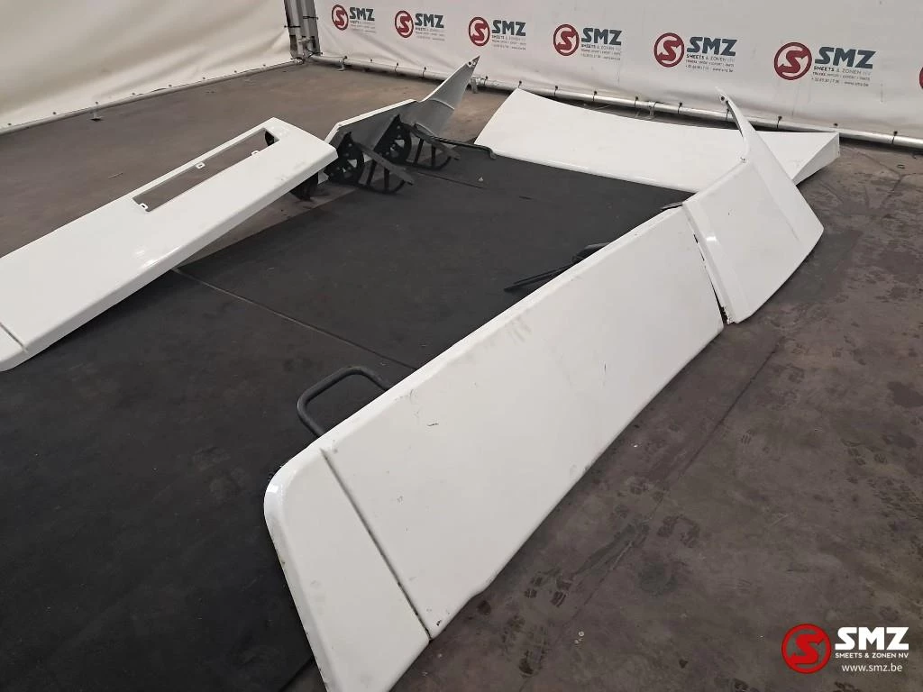 Iveco 2017 - Occ cabinespoilerset Iveco afbeelding 2