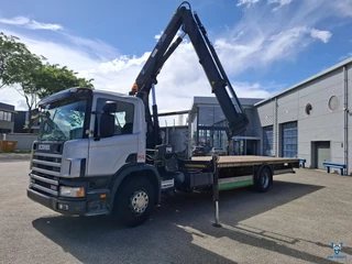 Scania P 2002 - P94-300 / HIAB 122 B-3 CRANE / REMOTE / 551980 KM / MANUAL / EURO-3 / 2002 te koop