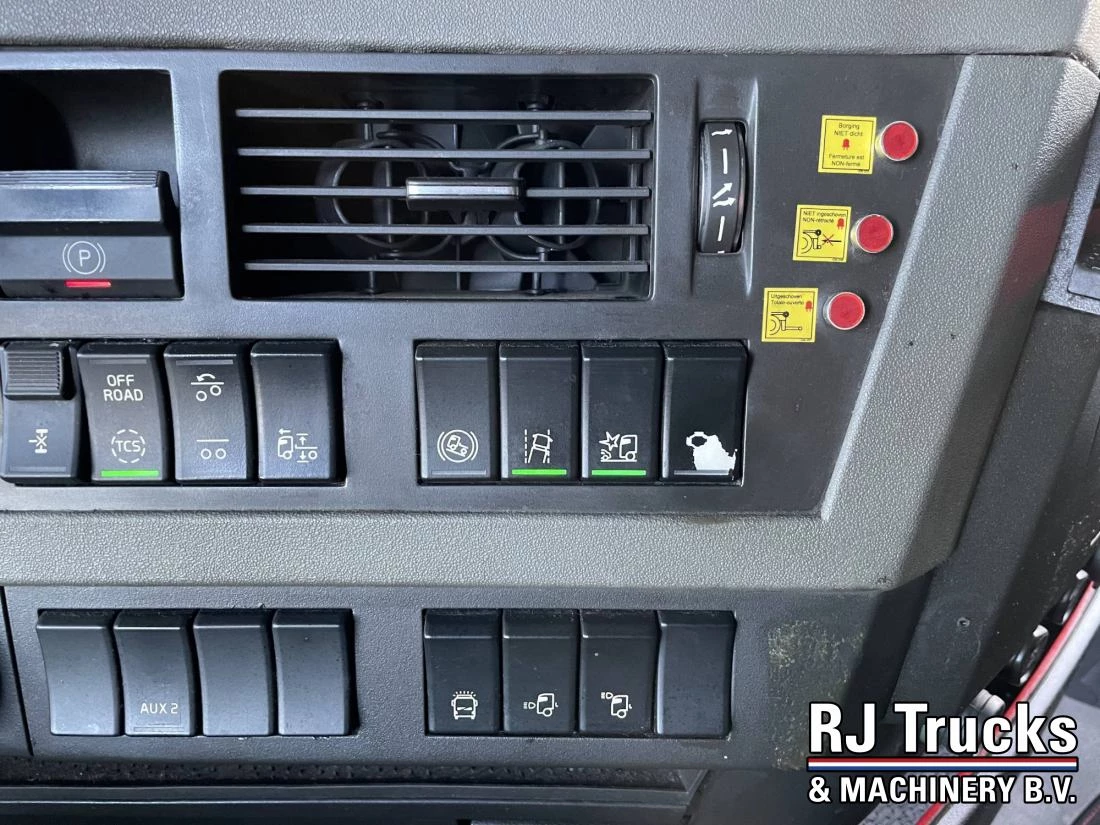 Volvo FH 2015 - 460 GlobeXL - 6x2 | 25 T Hooklift | Lift/Steer axle | NL Truck zdjęcie 29