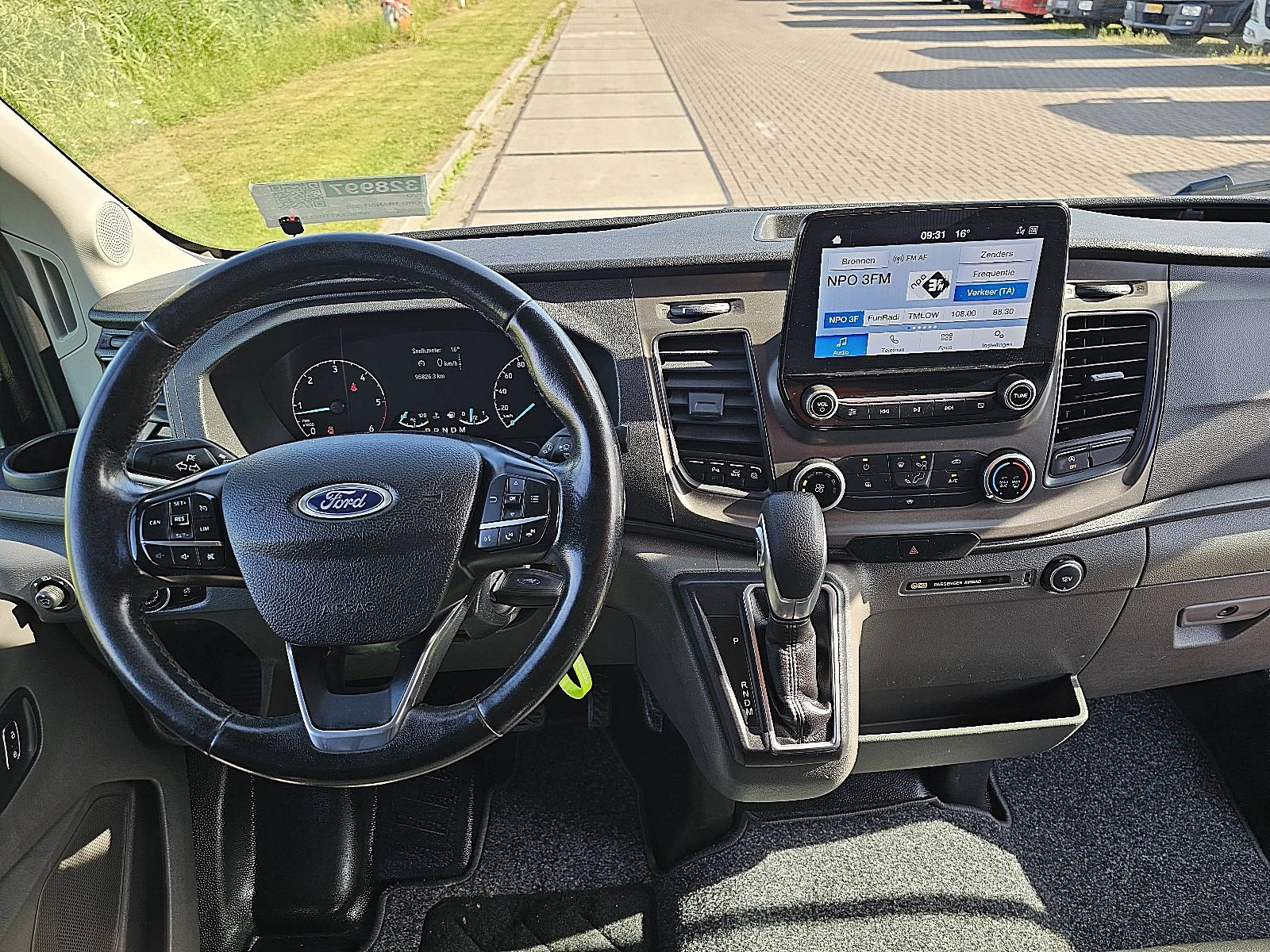 Ford Transit 2020 - 350 obrázek 8