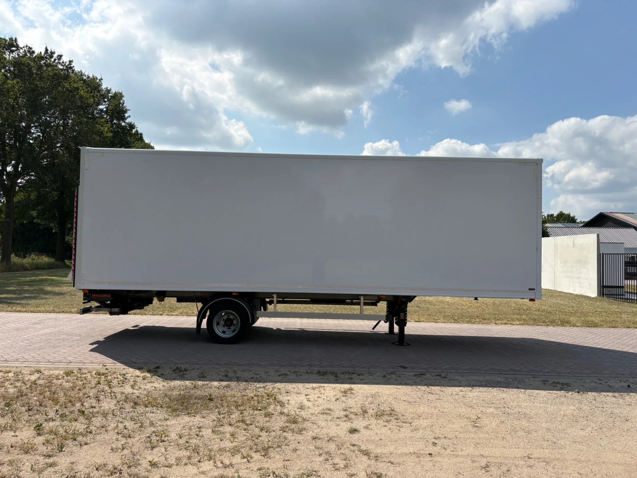 BE-Combi BU 7000 2020 - Be oplegger 7 ton met laadklep 750 kg afbeelding 2