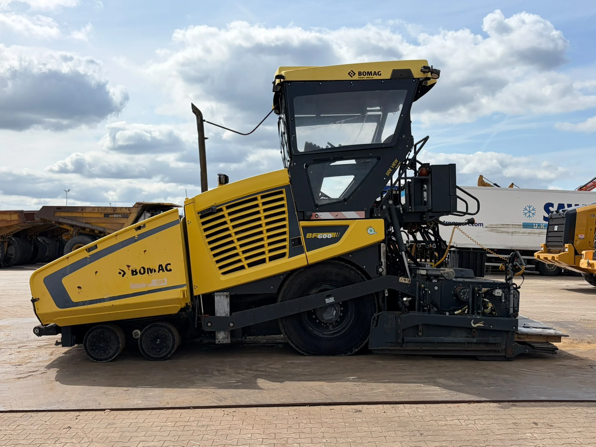 Bomag BF600P-2 incl. 2 x 75 cm extensions 2015 afbeelding 2