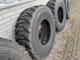 Michelin N/A - Used 335/80R 20 XZL (set of 4) zdjecie 5