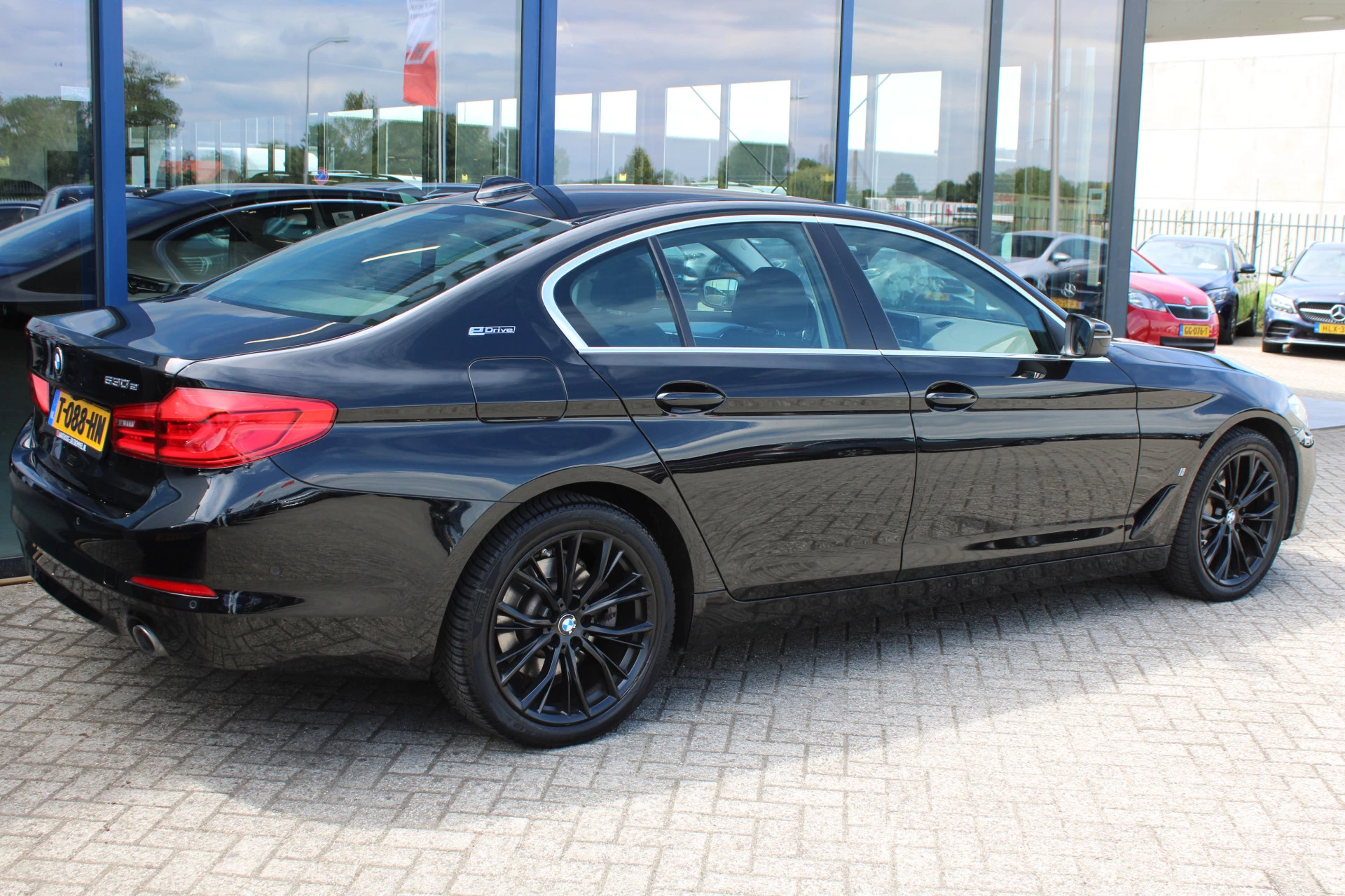 BMW 5 Serie 2018 - 530e iPerformance Executive afbeelding 5
