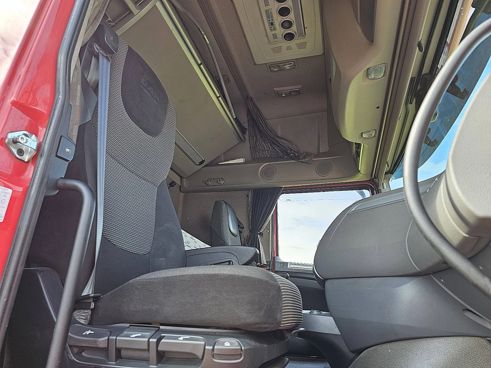 DAF 2016 - XF 510 obrázek 7