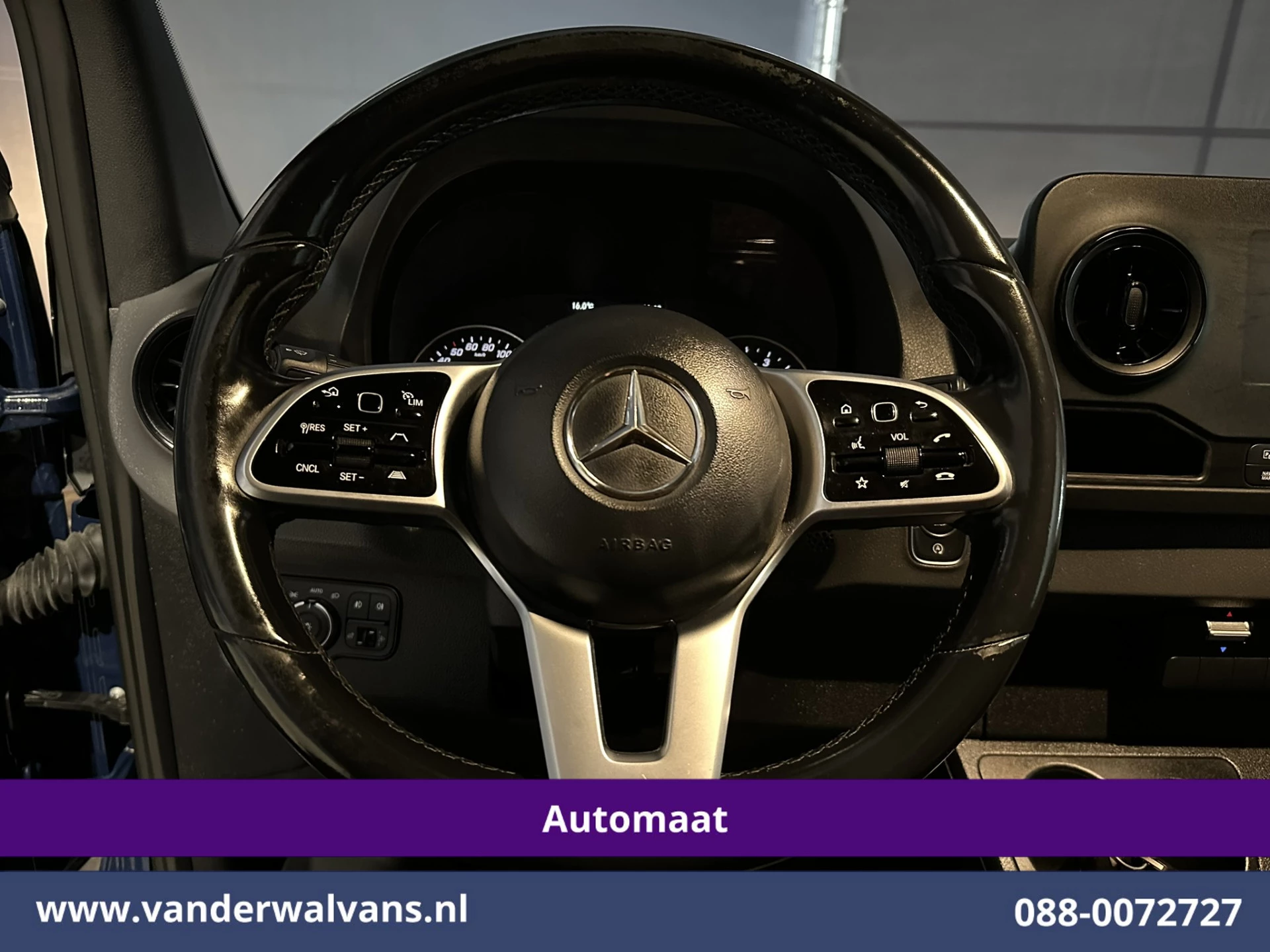 Mercedes-Benz Sprinter 2020 - 214 CDI 143pk 9G-Tronic Automaat L2H2 Euro6 Airco | Camera | Navigatie | Apple Carplay | Chauffeursstoel image 7