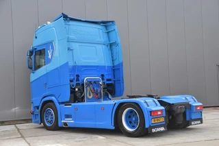 Scania S 2017 - S580 V8 NGS 4x2LB - NEW TACHO - RETARDER - FULL AIR - PARK. AIRCO - PTO - LEATHER SEATS - LED LIGHTS - image 3 thumbnail